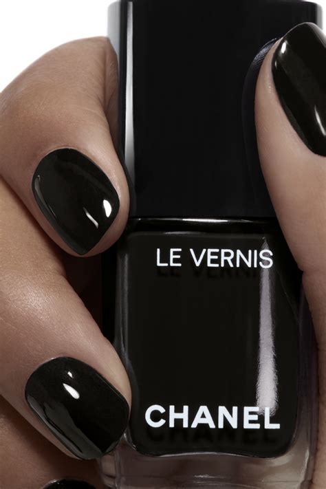 chanel nail polish black.